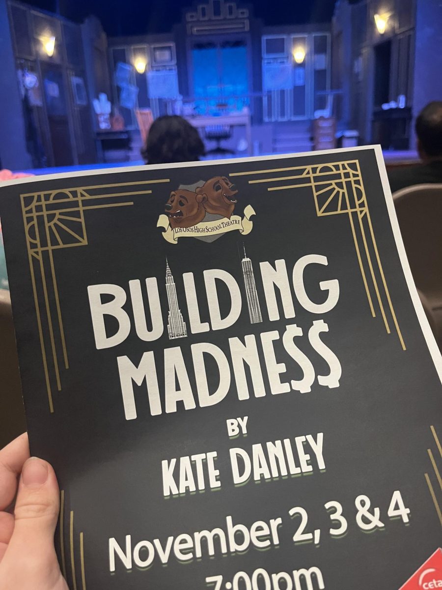 “Building Madness”: The LOHS Drama Department’s Hilarious Comedy