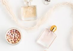 The best fall perfumes include YSL’s Black Opium, Burberry Goddess, and more. (Freepik)