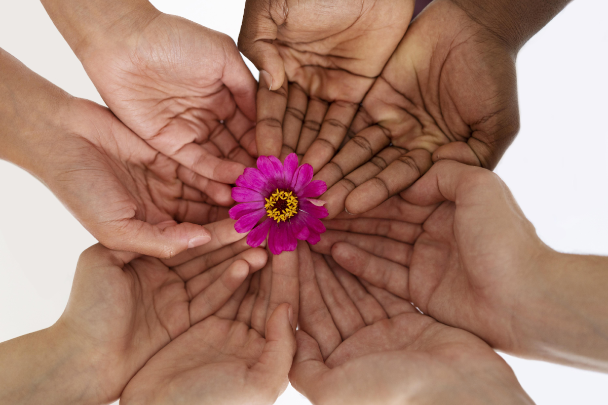 Women supporting each other only takes educating, uplifting, and empowering! (Freepik)