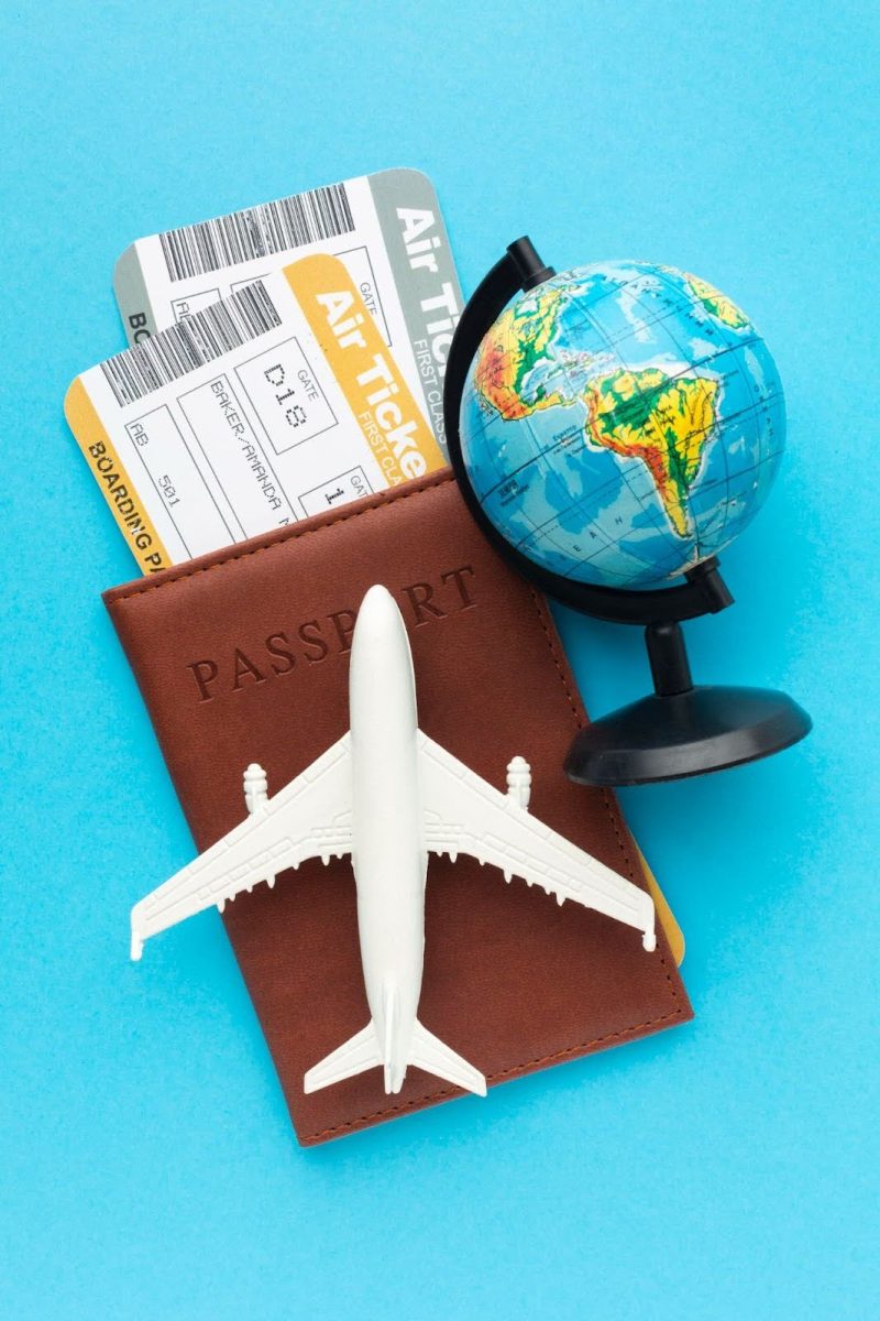 Trump is banning travel access and preventing easy entry from other countries into America. (Freepik)
