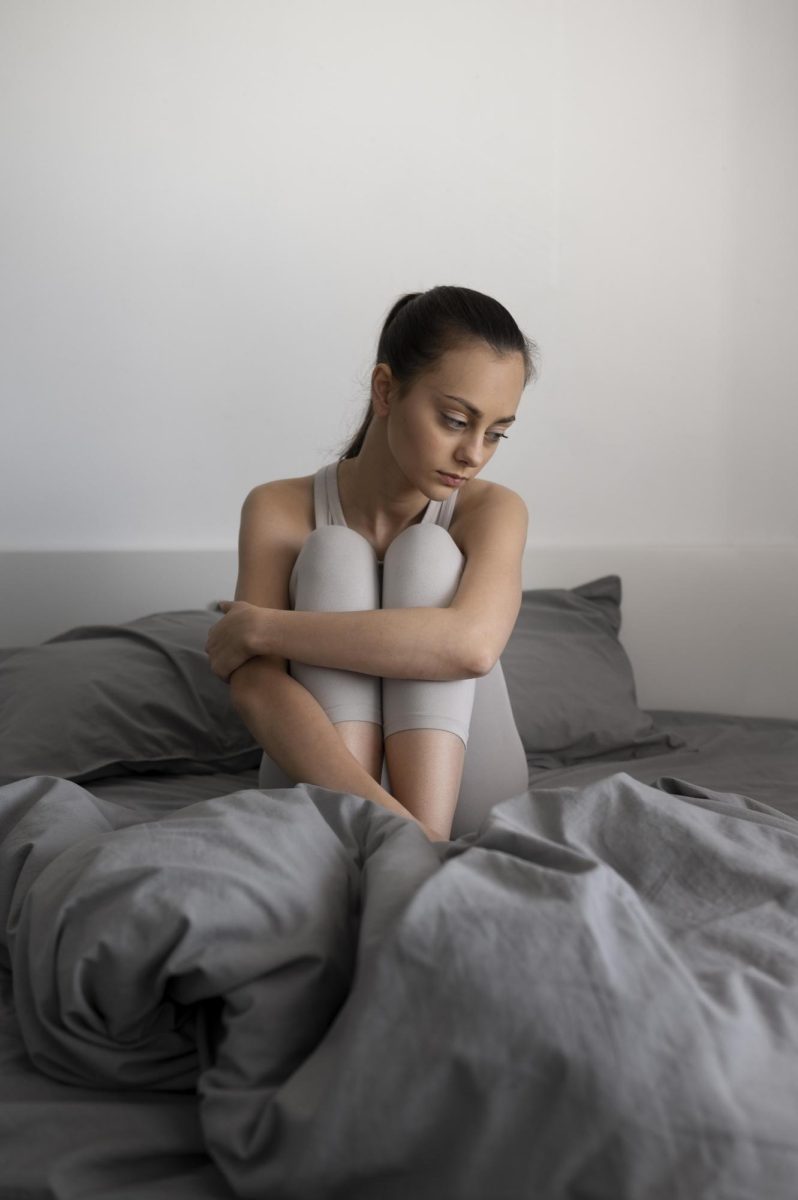 Commenting on people’s bodies has been treated as acceptable in the past few years, which is such a drastic change from 2020, when body positivity was at its peak. What changed? (Freepik)