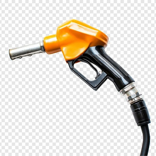 Gas prices are increasing and teen drivers are struggling to pay for it. (Freepik)