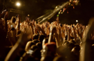 The rise in ticket prices is causing fans not to be able to see their favorite celebrities perform. (Freepik)